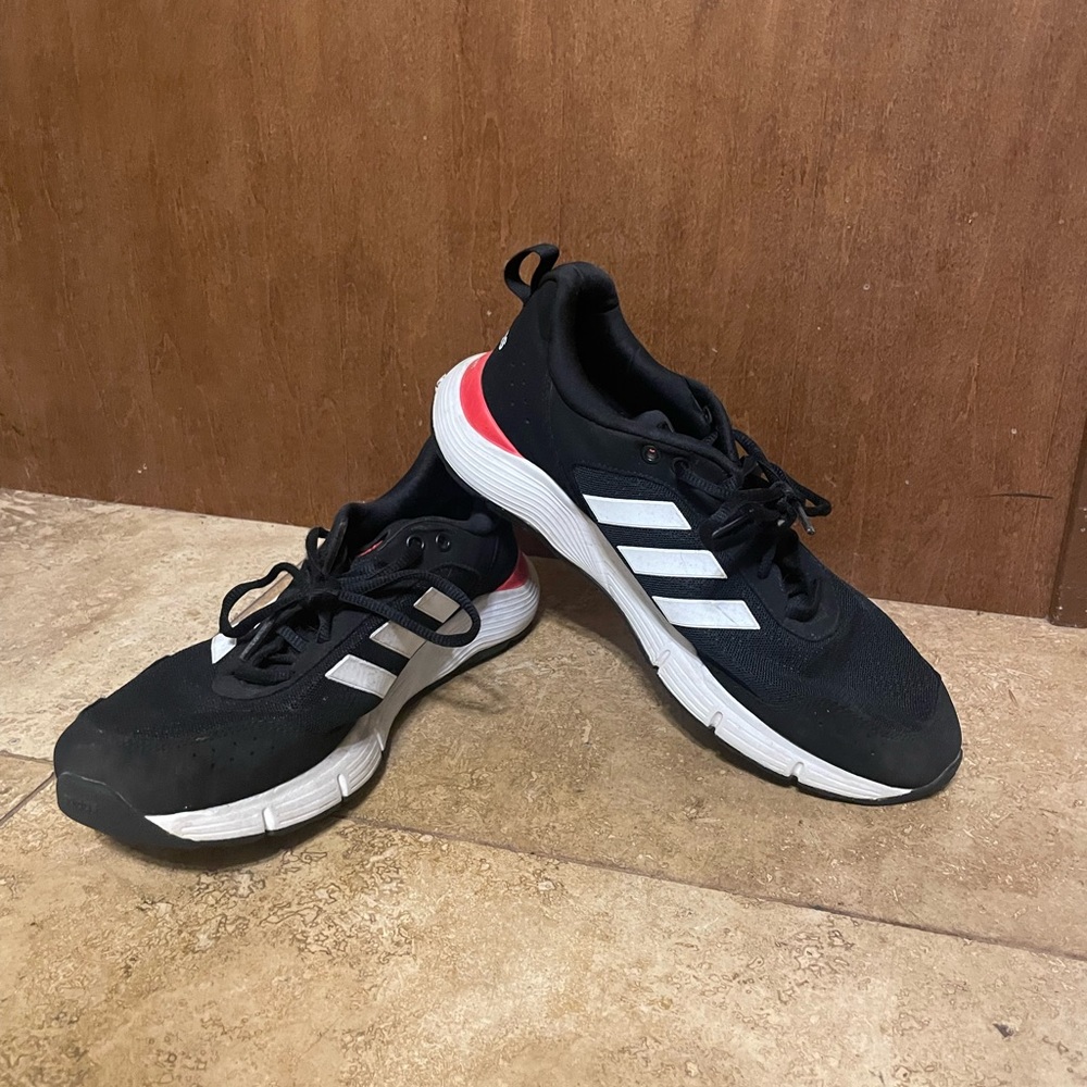Women’s adidas sneakers, size 8.5